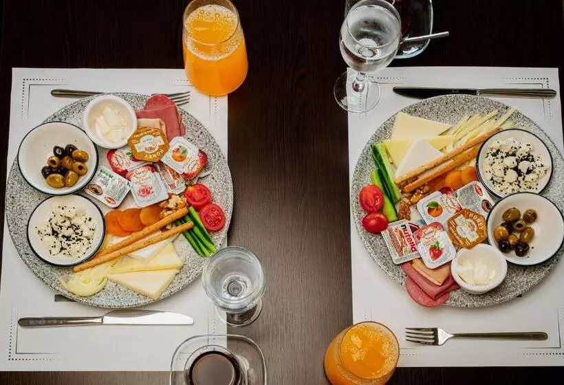 Regenesis Hotel & Spa