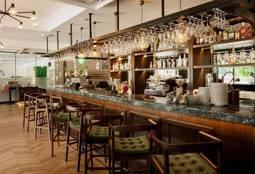 Regenesis Hotel & Spa