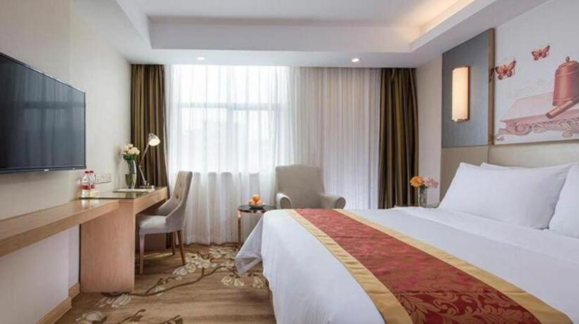 Vienna Hotel Shenzhen Guanlan Shanshuitianyuan Xintian