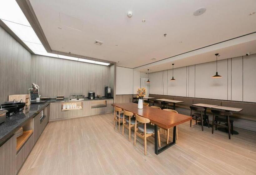 Hanting Hotel Beijing South Station Gongyidongqiao