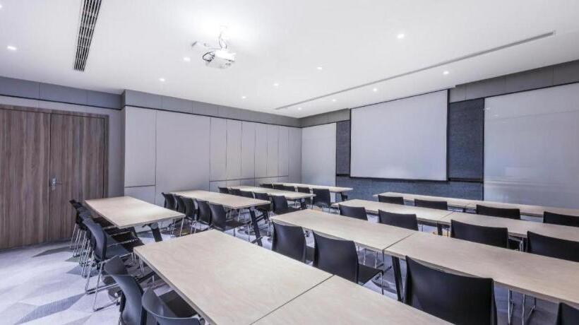 Hanting Premium Hotel Shanghai Yingao West Road Metro Station