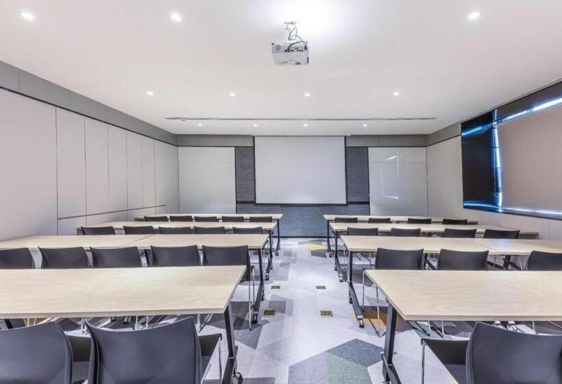 Hanting Premium Hotel Shanghai Yingao West Road Metro Station