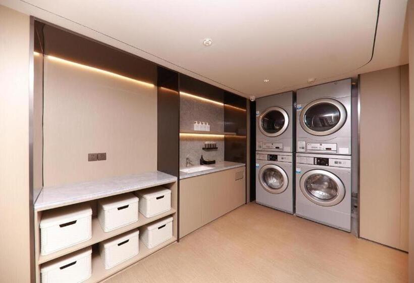 Ji Hotel Guiyang Huarun Wanxianghui