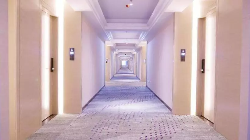 Lavande Hotel Maoming Dianbai Wanda Plaza