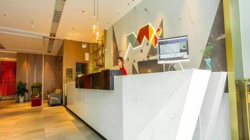 Borrman Hotel Zhanjiang Wuchuan Jinsha Plaza