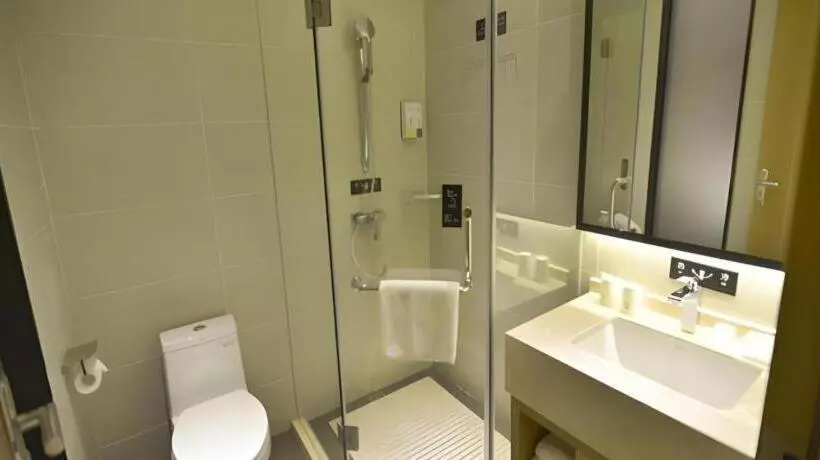 Hotelli City Comfort Inn Bozhou Wanda Kangmei Traditional Chinese Medicine City