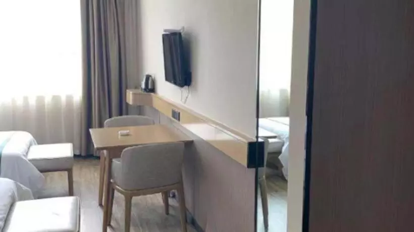 Hotelli City Comfort Inn Bozhou Wanda Kangmei Traditional Chinese Medicine City