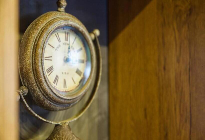 Hotel James Joyce Coffetel·yan An Railway Station Northwest Bureau Old Site