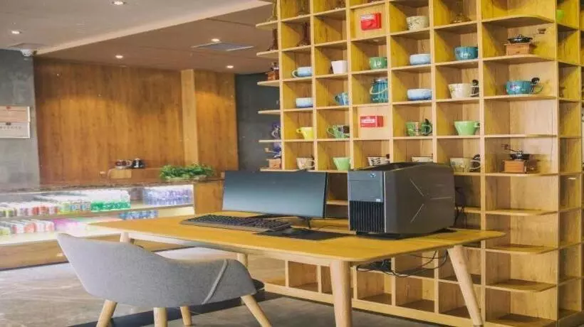 Hotelli James Joyce Coffetel·yan An Railway Station Northwest Bureau Old Site