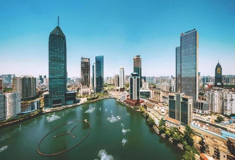 هتل Zmax Hankou Railway Station