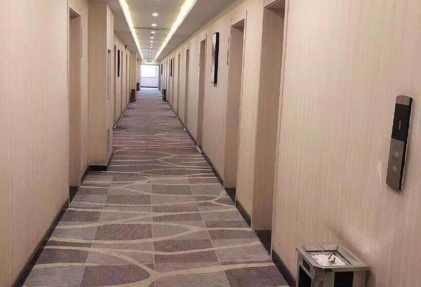 Pai Hotels Shijiazhuang Railway Station West Square