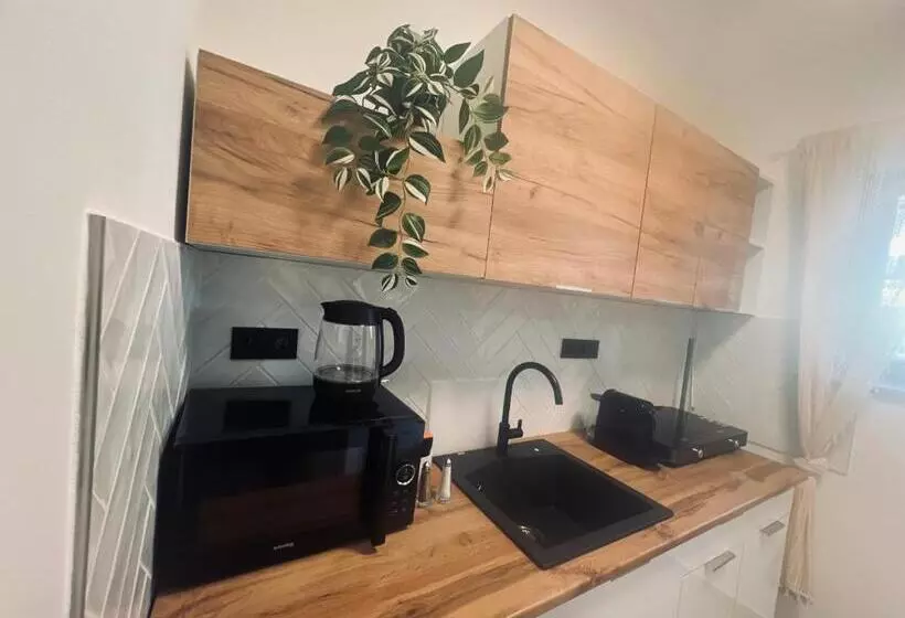 Majatalo Apartmány V Zahradě