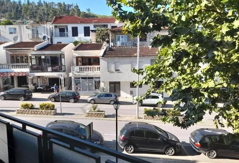 Ulpiana   Apartments,rooms,hostel