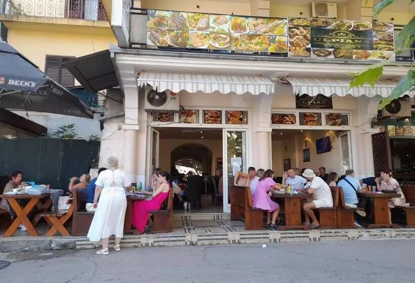 Ulpiana   Apartments,rooms,hostel