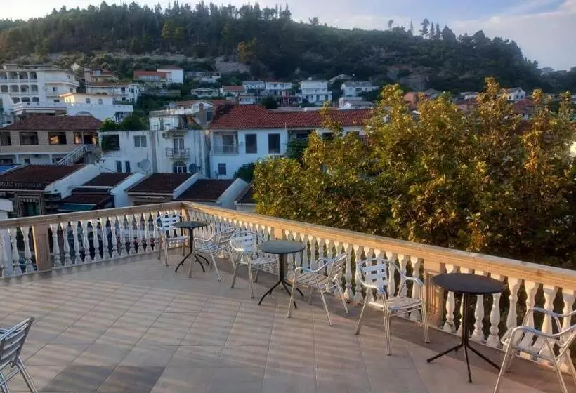 Ulpiana   Apartments,rooms,hostel