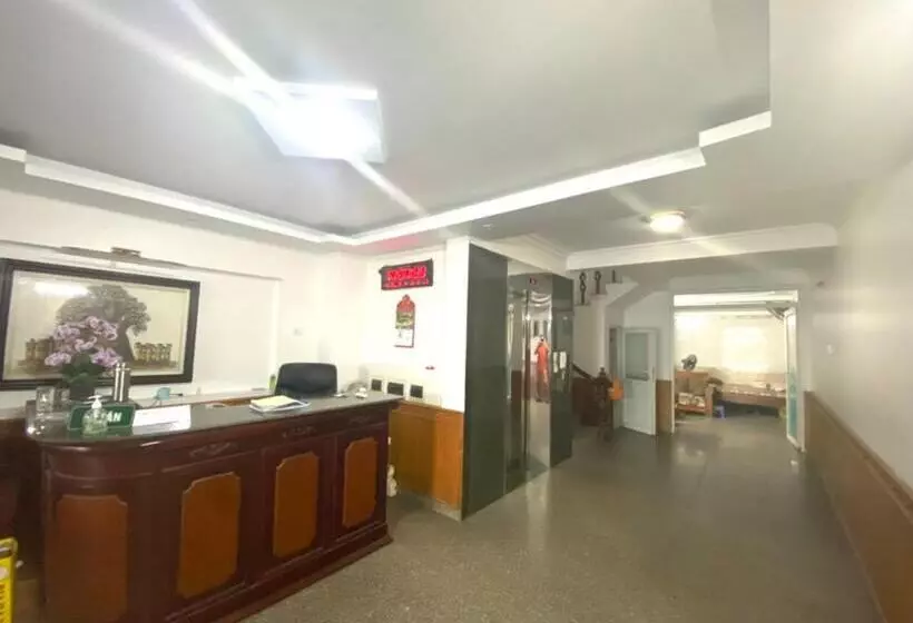 تختخواب و صبحانه Anh đào