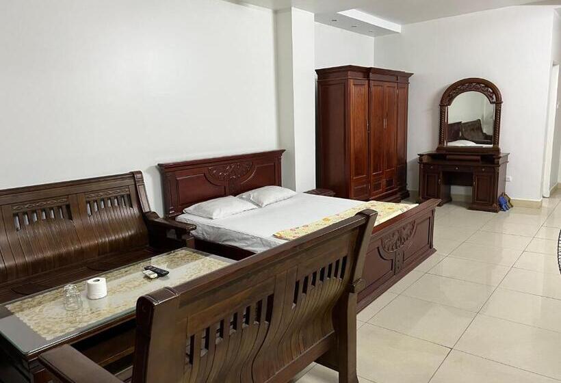 تختخواب و صبحانه Anh đào