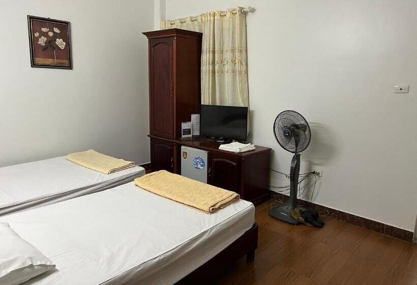 تختخواب و صبحانه Anh đào