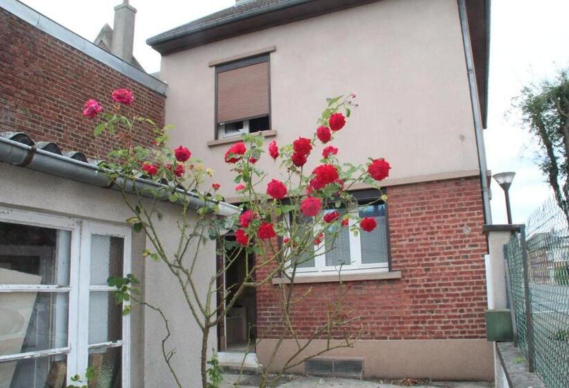 مبيت وإفطار Salamandres