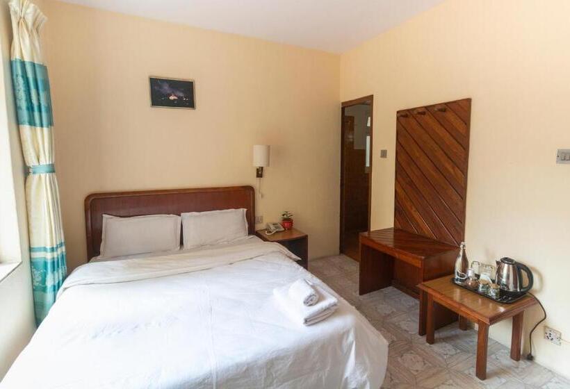 تختخواب و صبحانه Sherwi Hyul