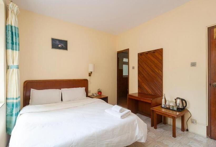 تختخواب و صبحانه Sherwi Hyul