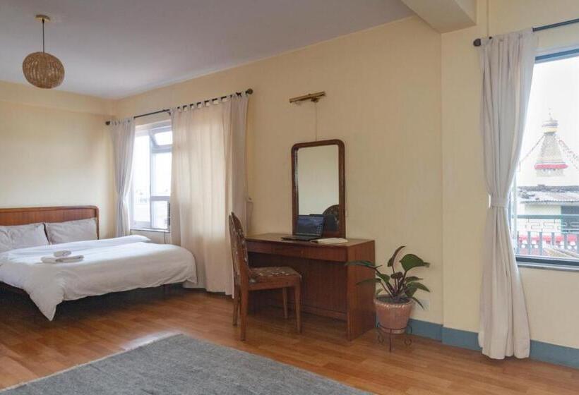 تختخواب و صبحانه Sherwi Hyul