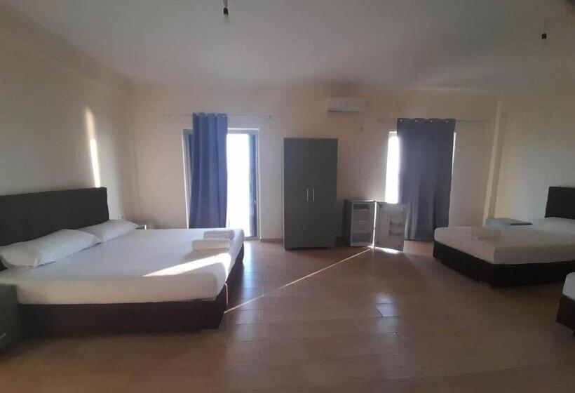 Dhanil Hotel Borsh   Himare