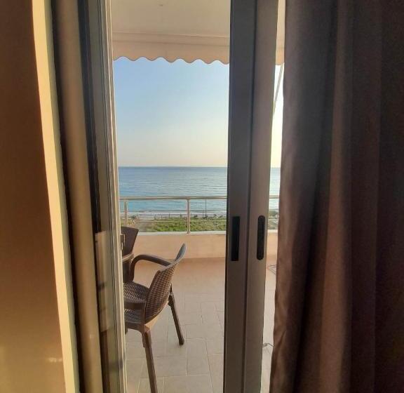 Dhanil Hotel Borsh   Himare