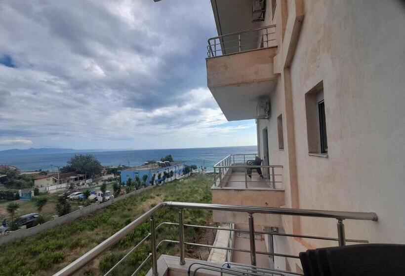 Dhanil Hotel Borsh   Himare