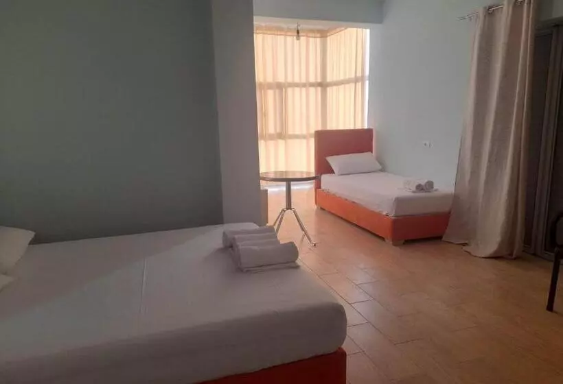 Dhanil Hotel Borsh Himare