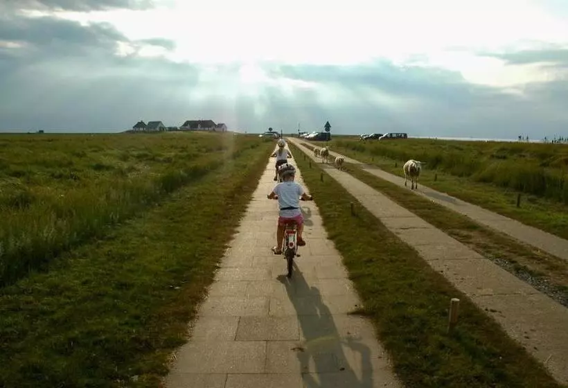 ホテル Ferienwohnung Gröde Bei Familie Wulff