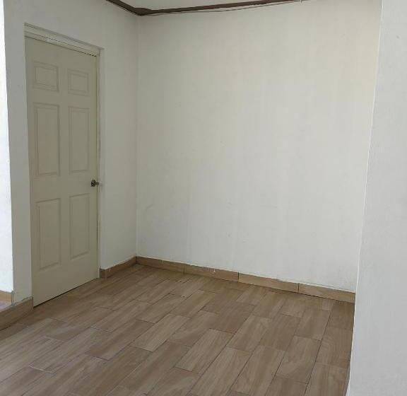 فندق Posada Villa Aurora