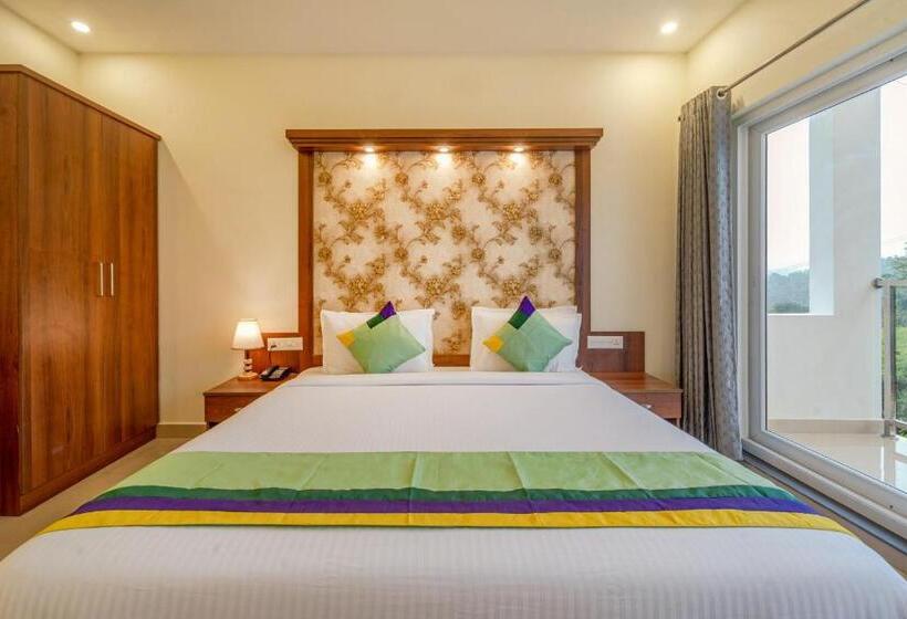 בית מלון כפרי Treebo Windsong Resort Munnar