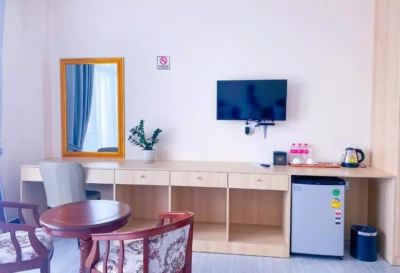 Majatalo Happiness Guesthouse