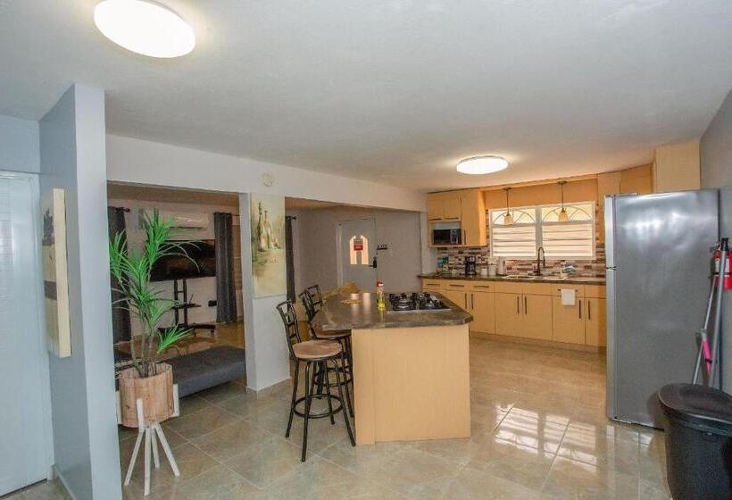 استراحتگاه Ecomar Rentals