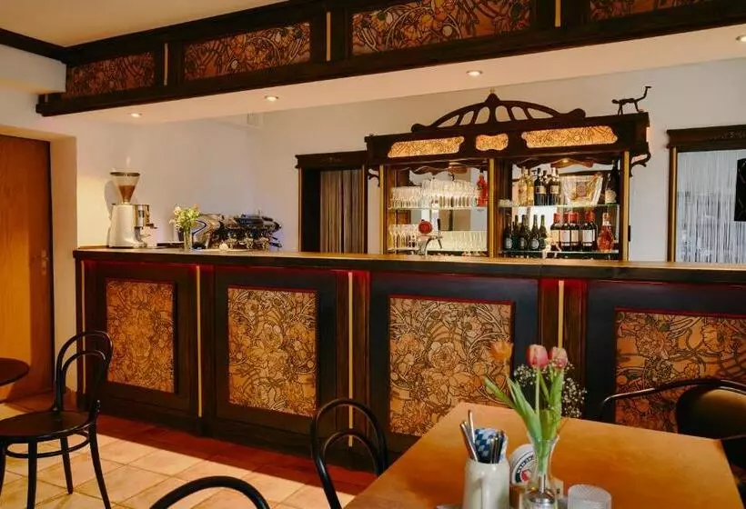 Hotelli Gasthof Zur Post Saulgrub