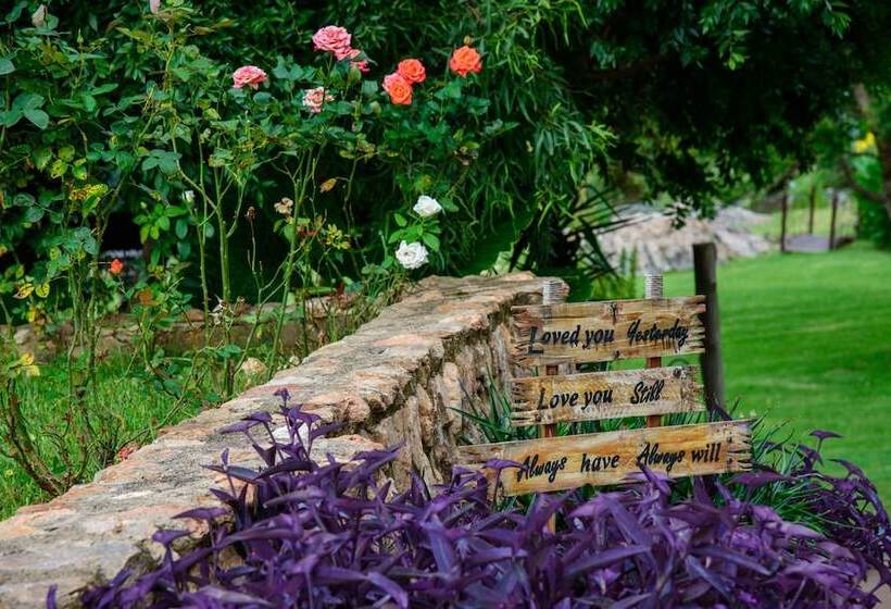 민박 23 On Riverside