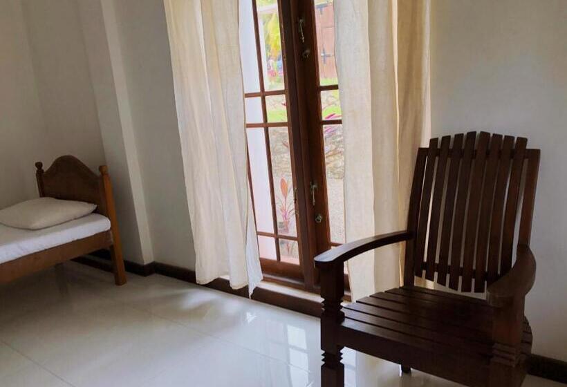 Bed & Breakfast Sritaly Inn