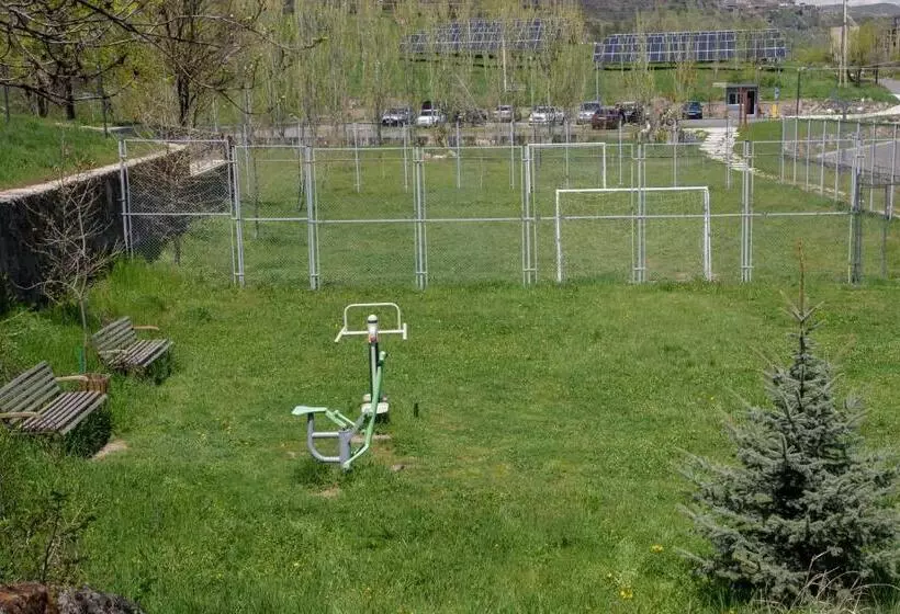 هتل Arzni Health Resort