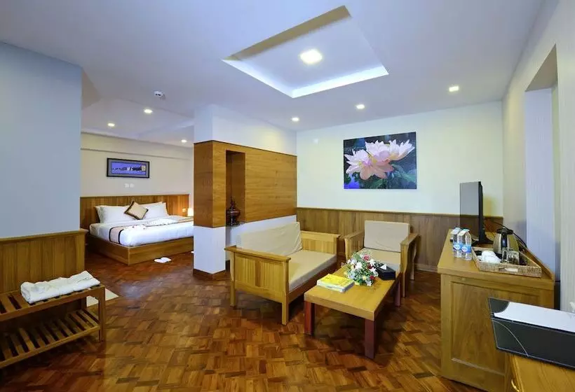 هتل H Valley Yangon