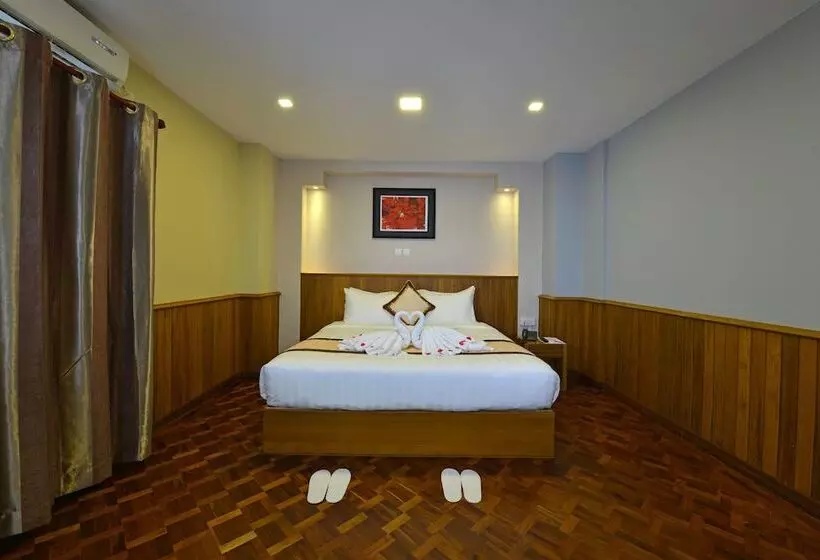 هتل H Valley Yangon