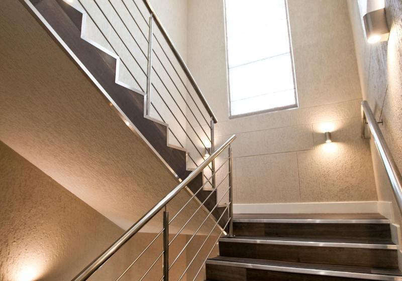 هتل Hillside@tenbergen