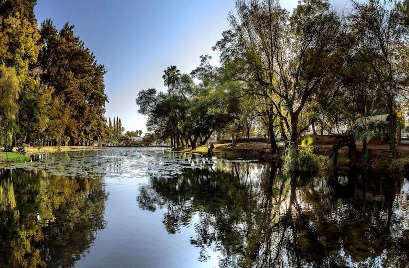 בית מלון כפרי Kuruman Inn