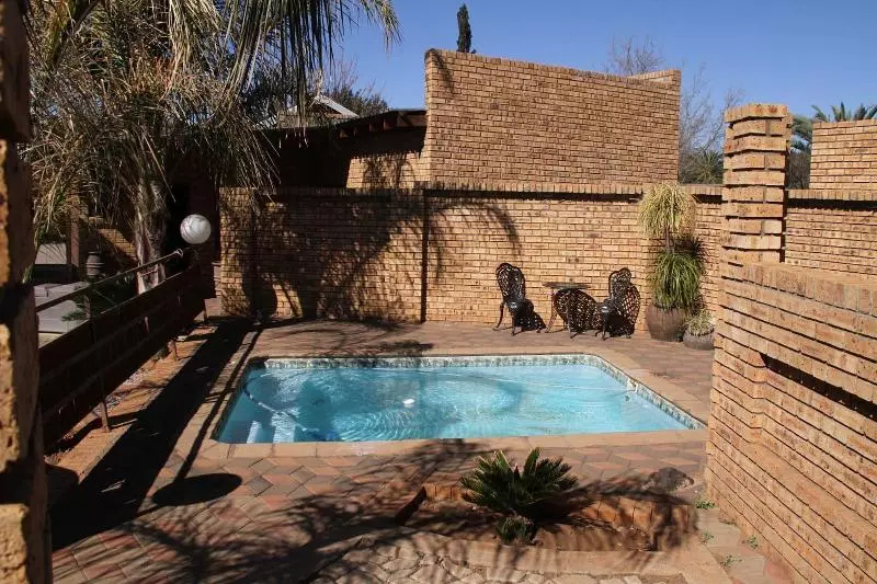 ホテル Kuruman Inn