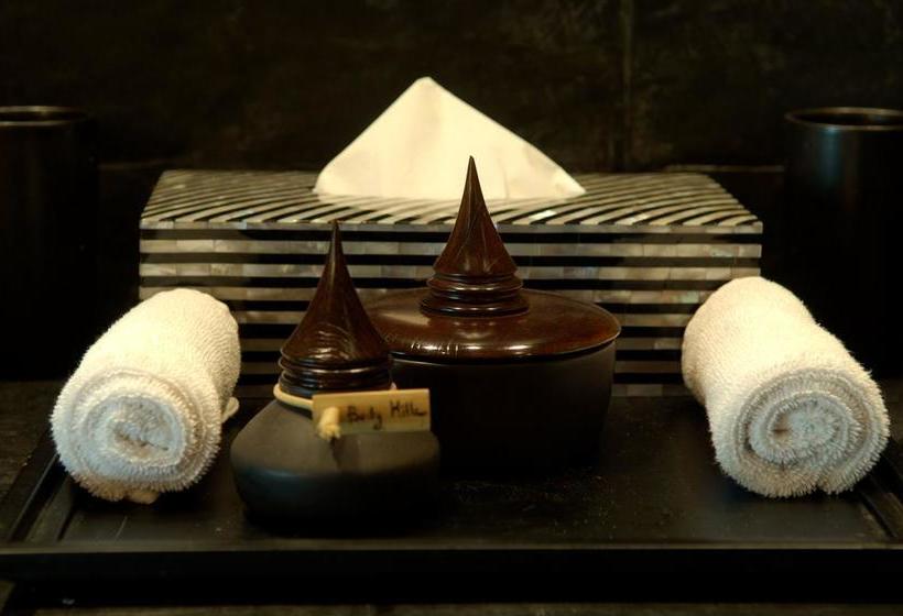 هتل Malikha Lodge