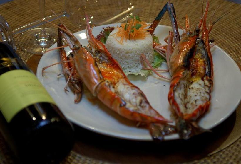 هتل Malikha Lodge