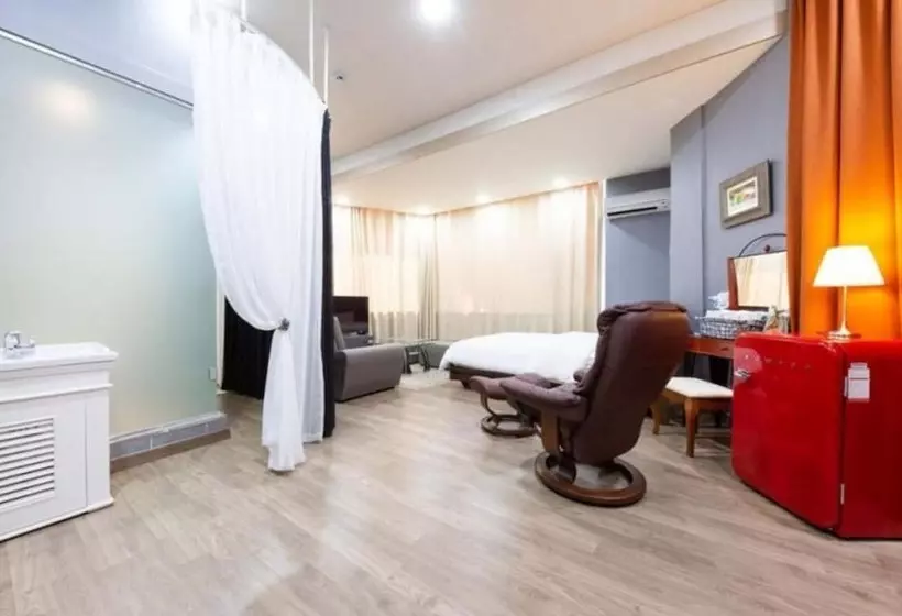 Namwon Sanriji Hotel Pension