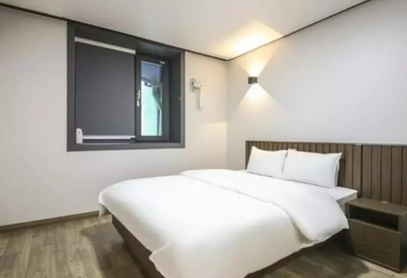 Namwon Sanriji Hotel Pension