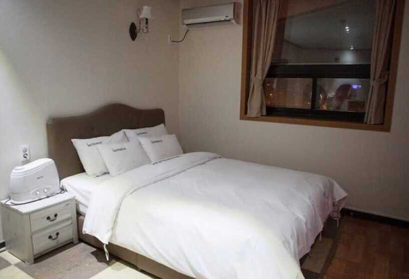 Namwon Sanriji Hotel Pension