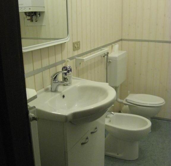 تختخواب و صبحانه Alla Gledizia